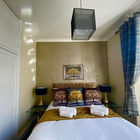 Merewyke Boutique Luxury Family Apartment Sleeps 4 , Central Location วินเดอร์เมียร์ ภายนอก รูปภาพ